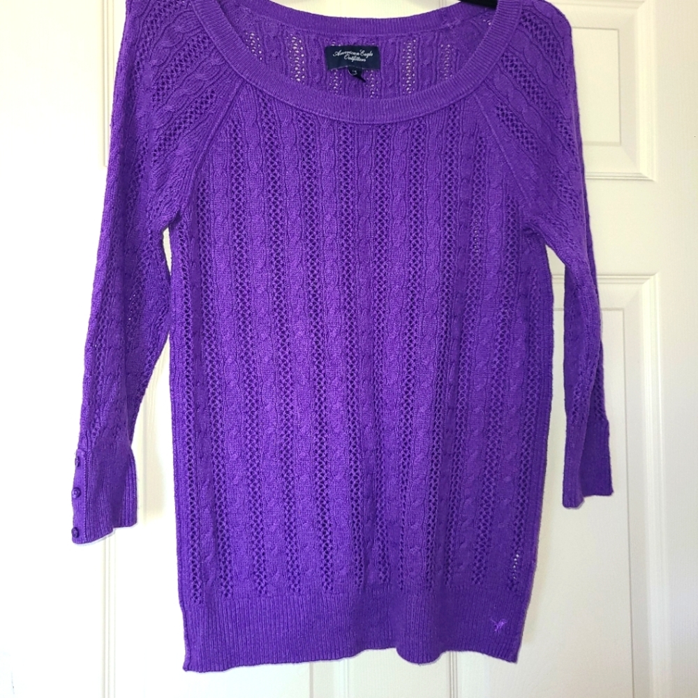 American Eagle 3/4 length sleeve purple sweater size large